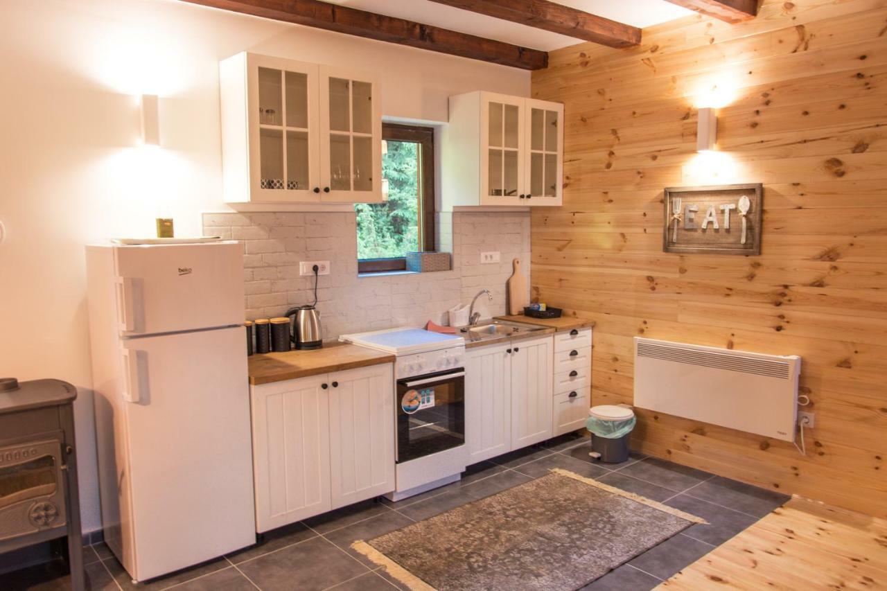 Wood Inn Žabljak エクステリア 写真
